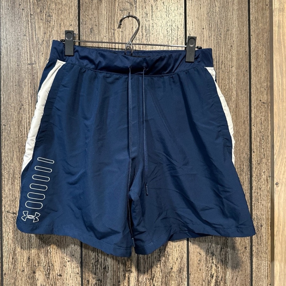 Under Armour Men’s SpeedPocket 7” Statement Lined Run Short